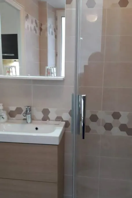 Apartment Studio Entier 2 Personnes Centre Ville Audierne France